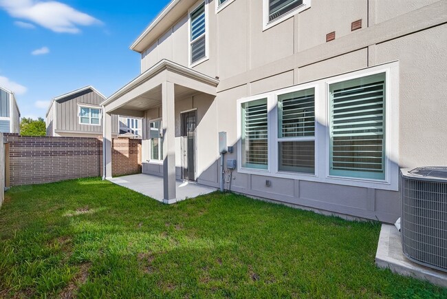 Building Photo - 4209 Colony Pines Ln