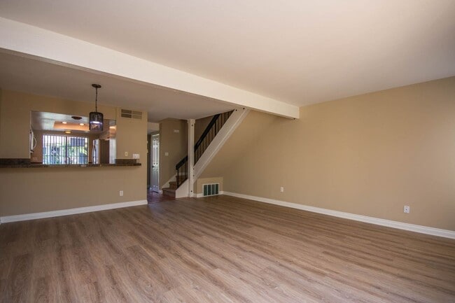Building Photo - Wonderful 2BR Condo located in Las Playas ...