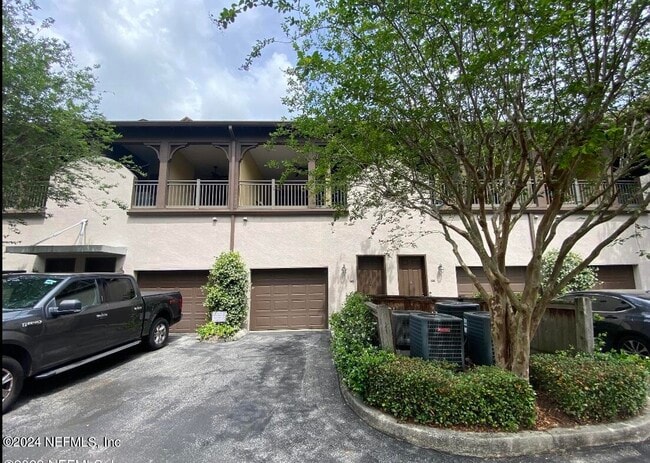 Building Photo - 9823 Tapestry Park Circle