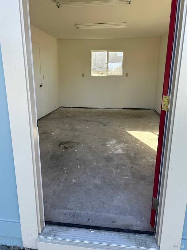 Building Photo - 1989 CA-1