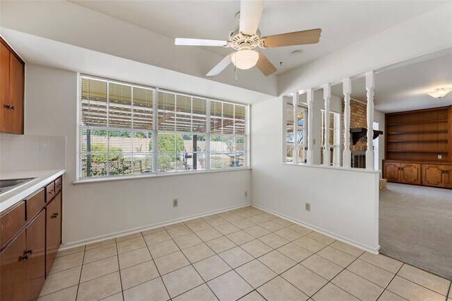 Building Photo - 6706 Willamette Dr