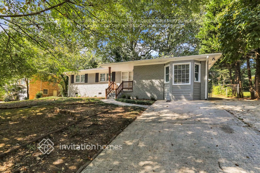 Primary Photo - 954 Pine Roc Way