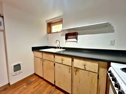 Building Photo - 5916 SE Francis St