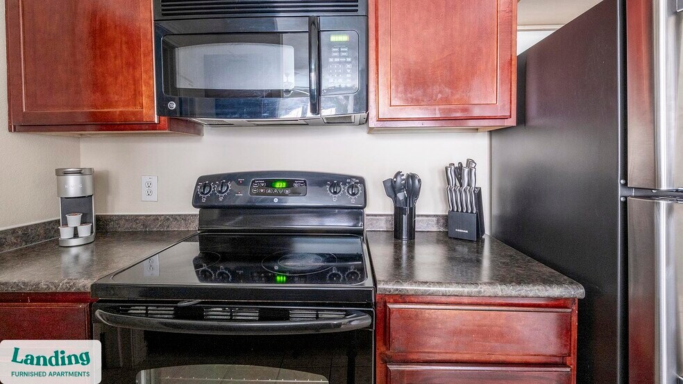 Building Photo - 8989 West Rd