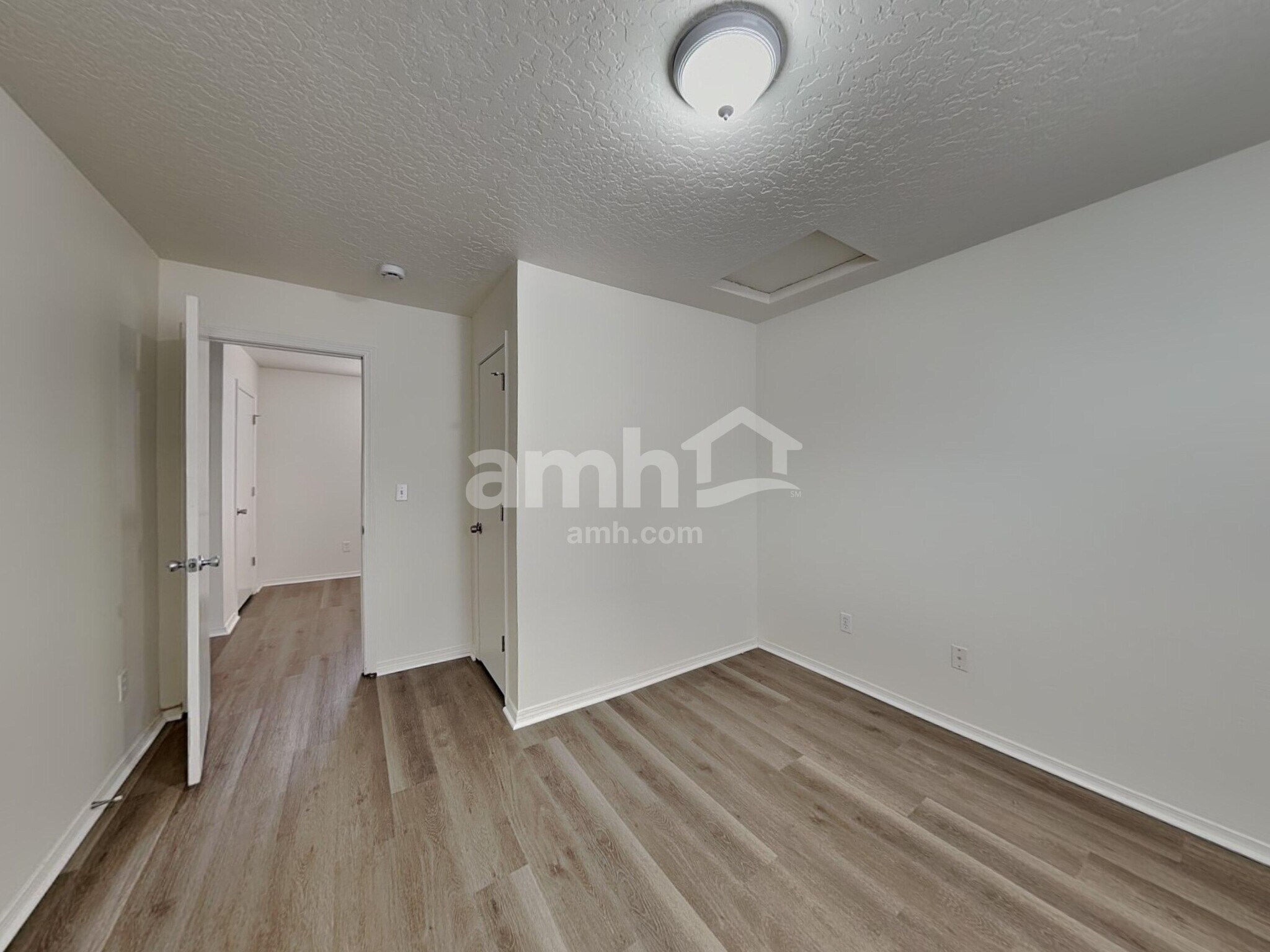 Building Photo - 6619 S Covewood Way