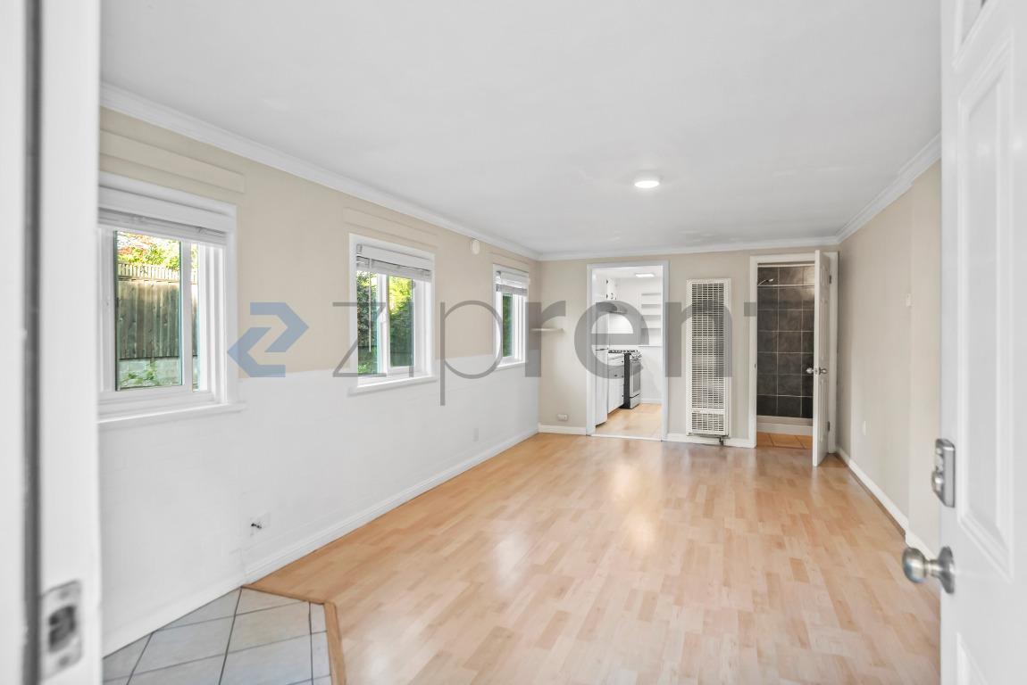 Building Photo - 228 Los Gatos Blvd