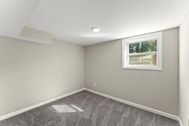 Building Photo - 3524 Brookfield Ln