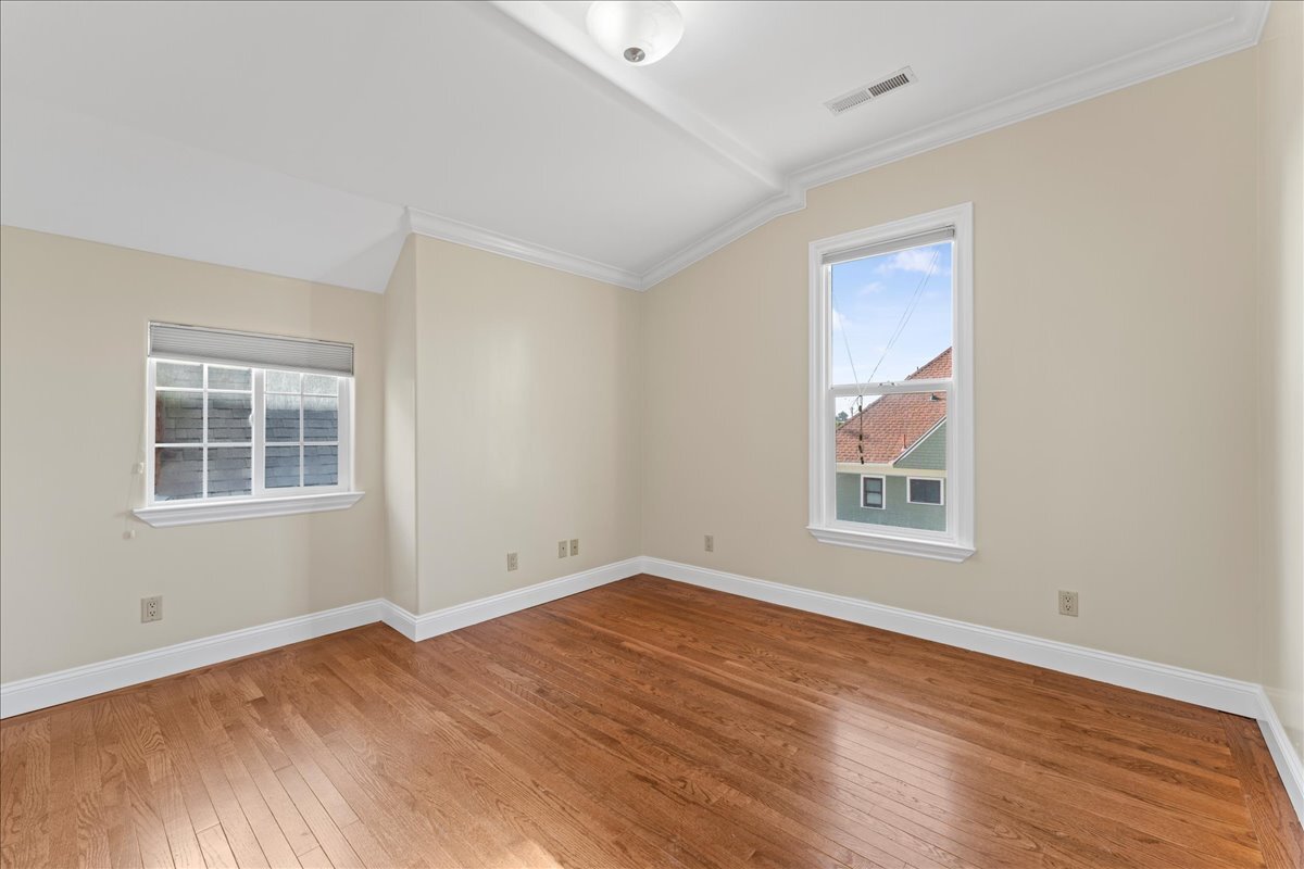 Building Photo - 2117 Ashby Ave
