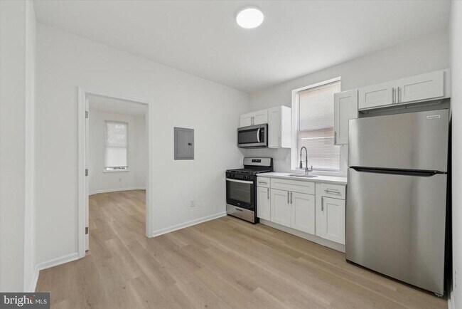 Building Photo - 1626 N 17th St