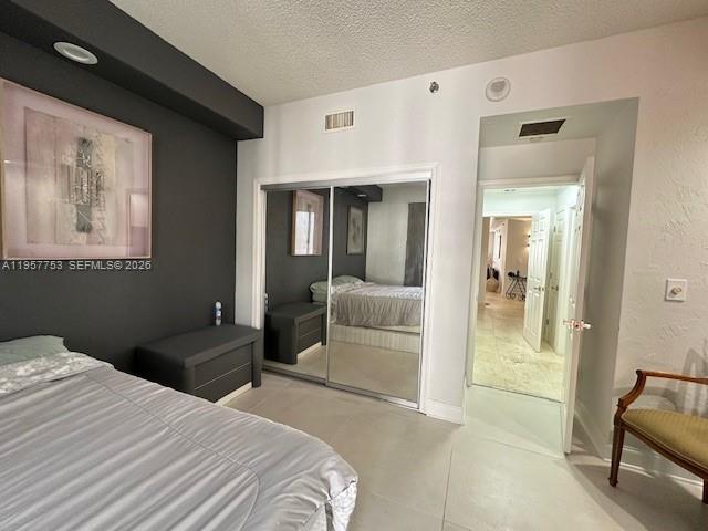 Building Photo - 3900 Island Blvd