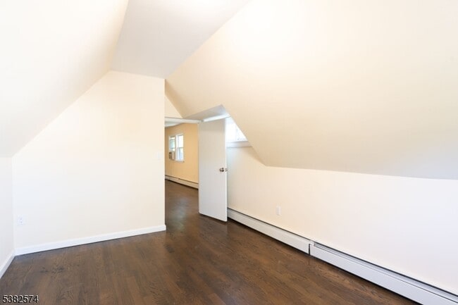 Building Photo - 285 Orchard Terrace