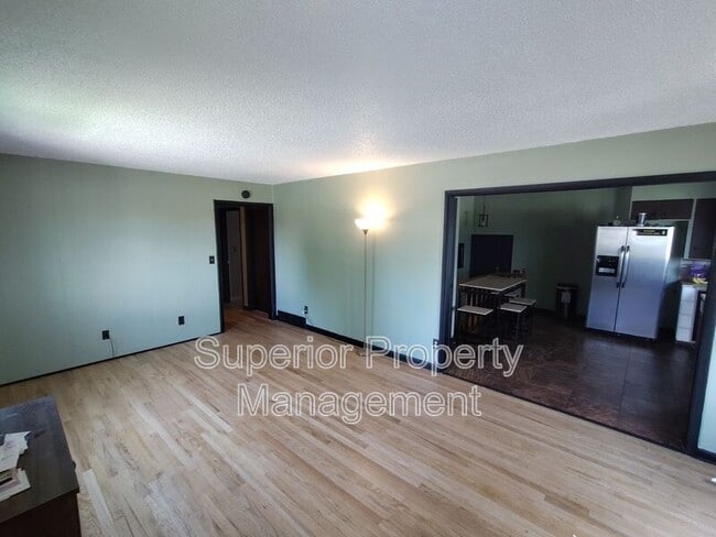 Building Photo - 803 Hot Springs Ave