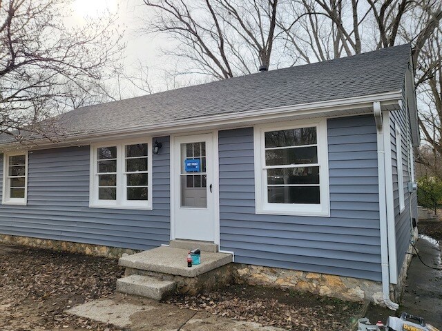 Building Photo - 1701 Catherine Dr