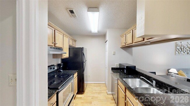 Building Photo - 424 Mather Green Ave