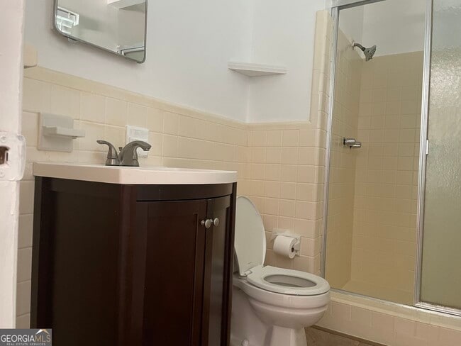 Building Photo - 3050 Rebecca Dr SW