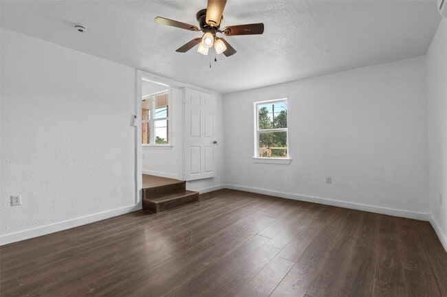 Building Photo - 1216 Jones St