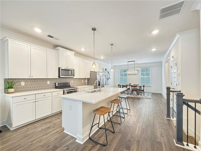 Building Photo - 1160 Kendron Ln