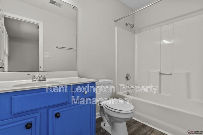 Building Photo - 3424 Promenade Dr