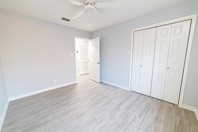 Building Photo - 8655 Northridge Loop