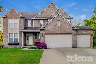 Building Photo - 1278 McDole Dr