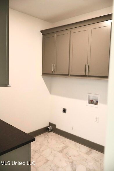 Building Photo - 317 Willow Wy