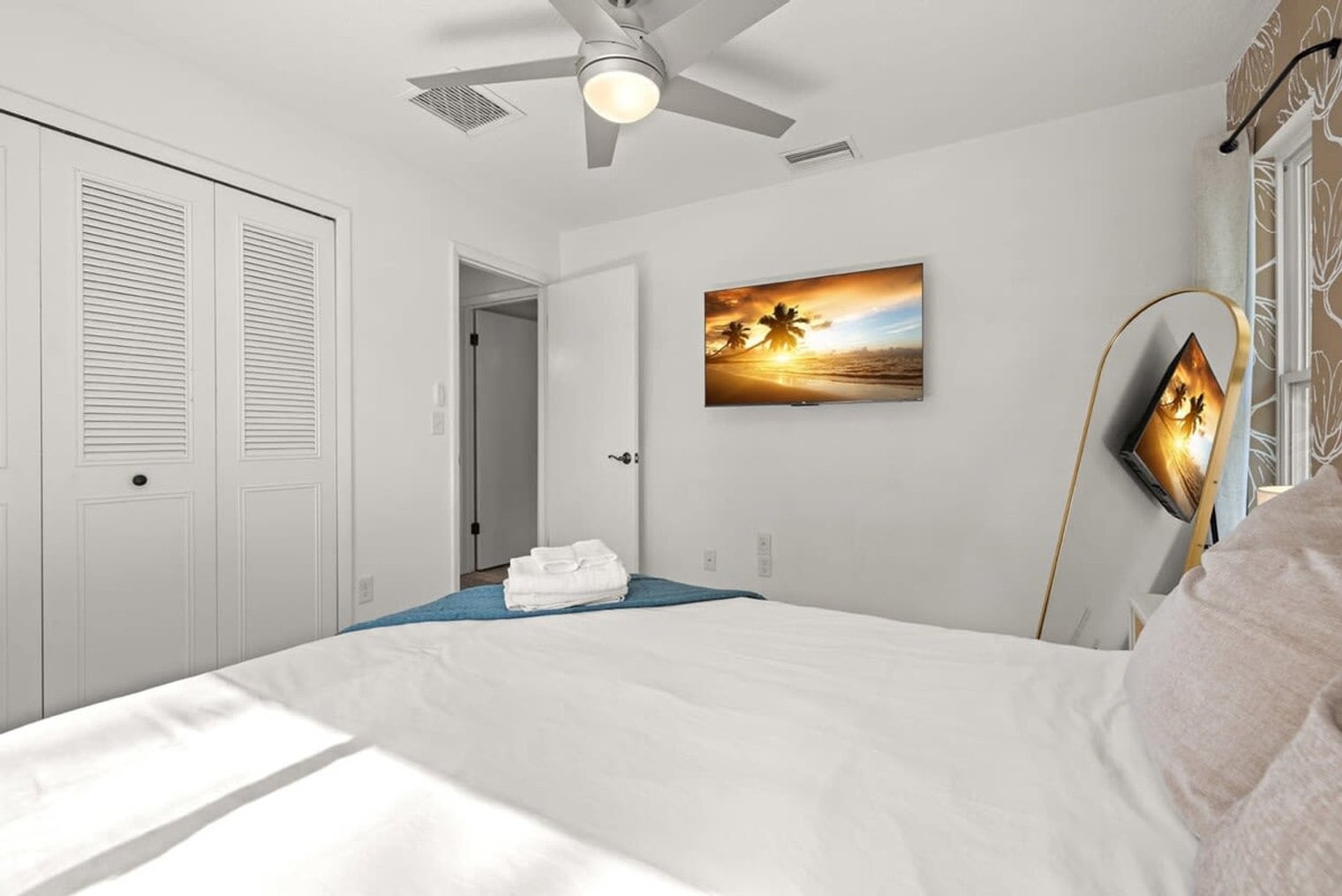 Building Photo - 1518 Wexford Dr E