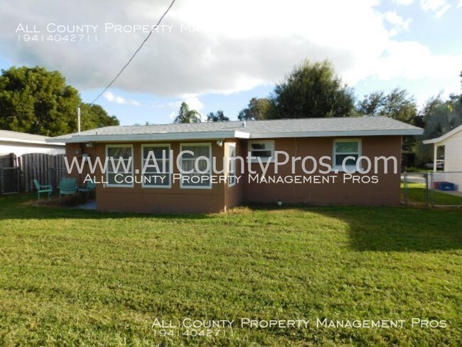 Building Photo - Heart of Sarasota SFH Home w/ Lanai, Big F...