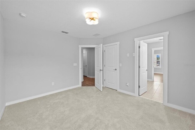 Building Photo - 5834 S MacDill Ave