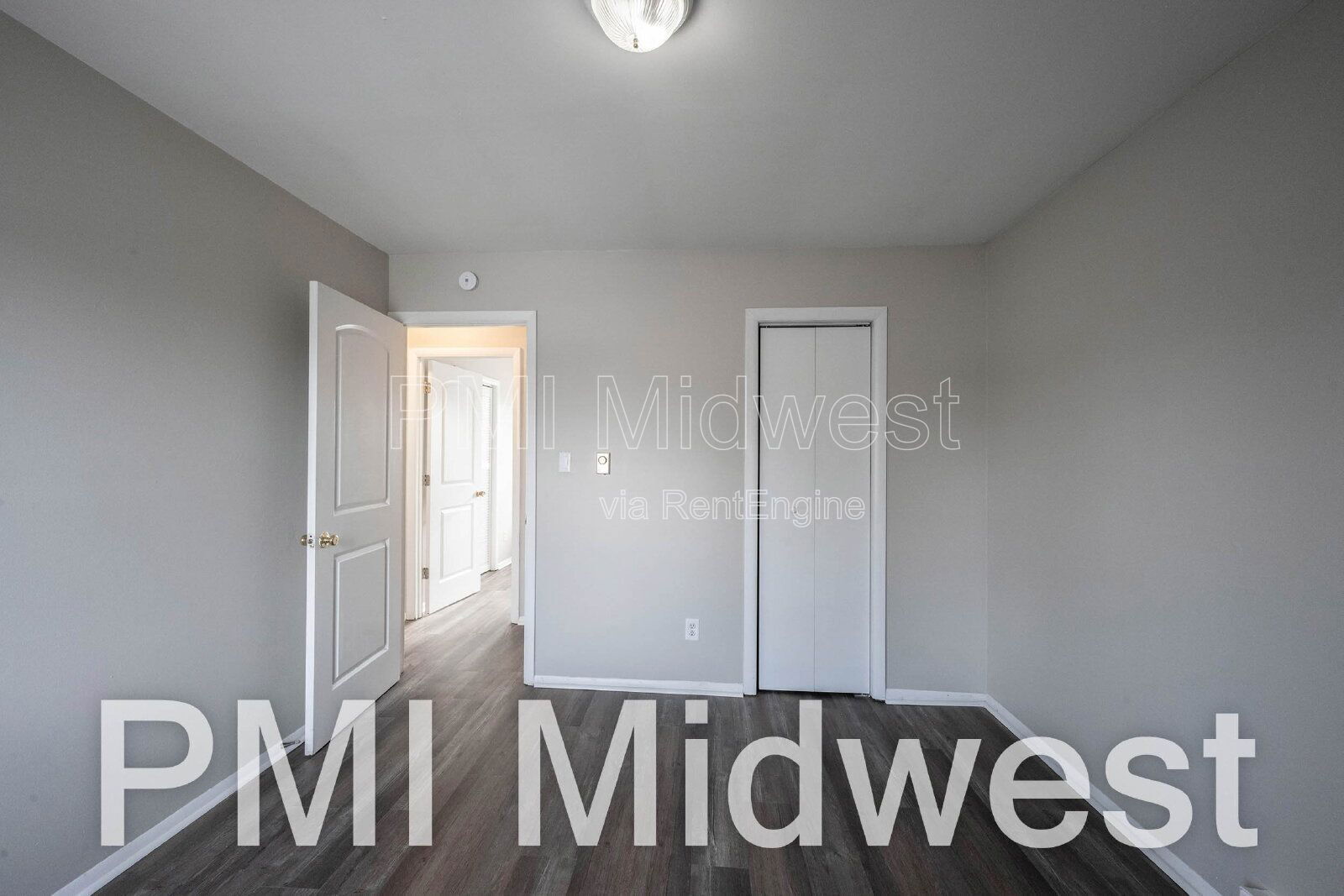 Building Photo - 4881 S 300 W