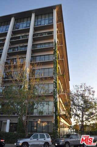Building Photo - 1115 Sunset Blvd
