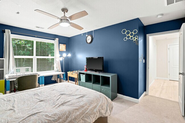Building Photo - 2404 Baxley Dr