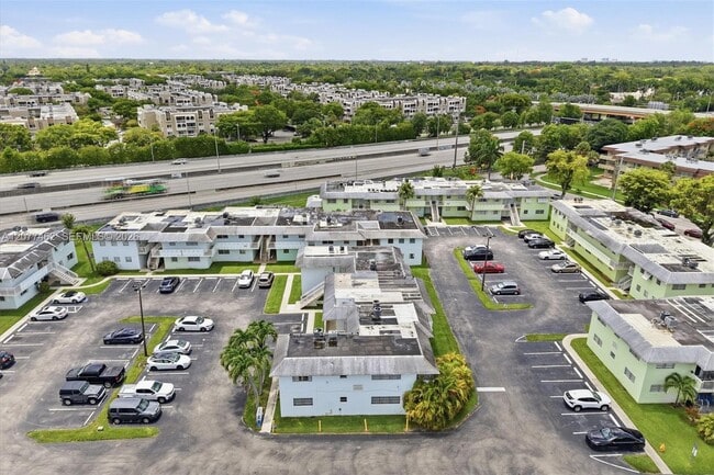 Building Photo - 7680 SW 82nd St