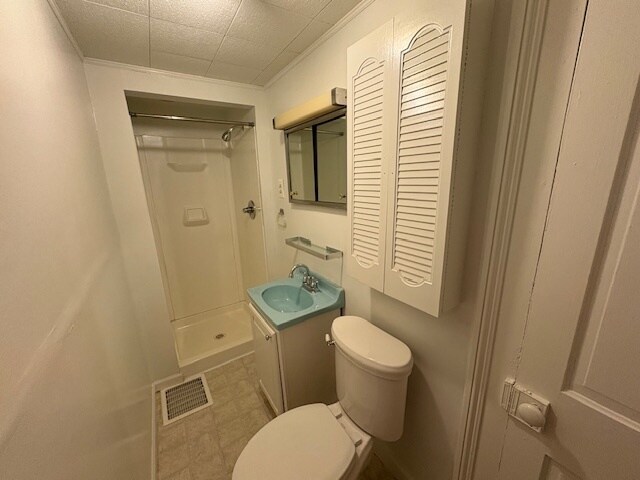 Building Photo - 887 Natural Chimneys Rd