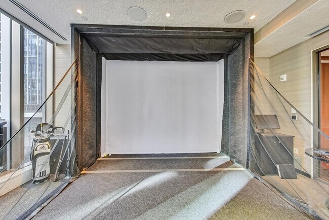 Building Photo - 135 Seaport Blvd