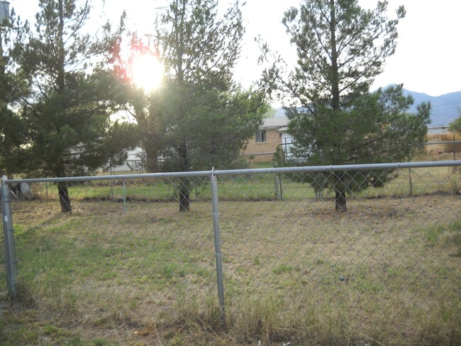 Building Photo - Palominas