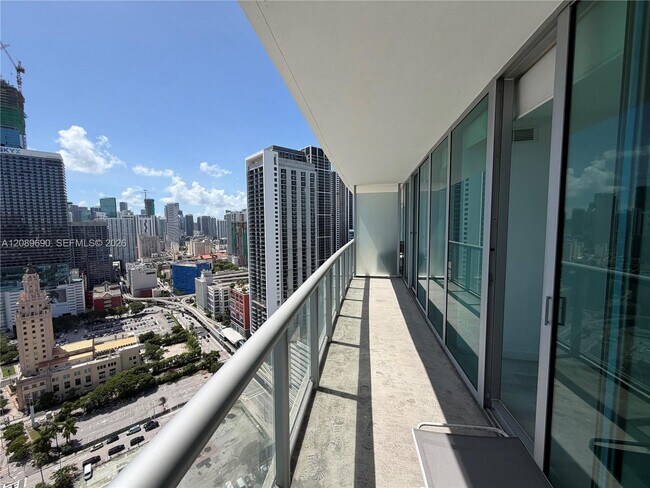 Building Photo - 888 Biscayne Blvd