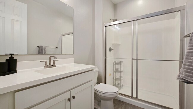 Building Photo - 18572 W Cottontail Ln