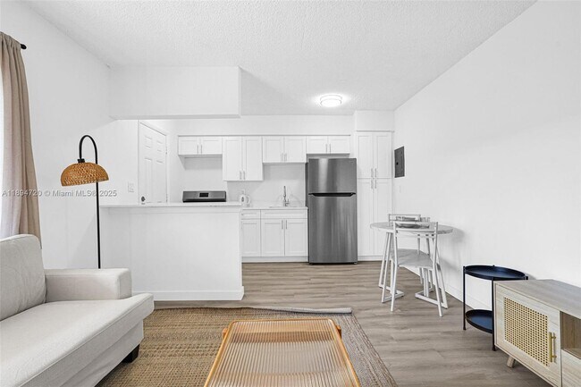 Building Photo - 13210 Memorial Hwy