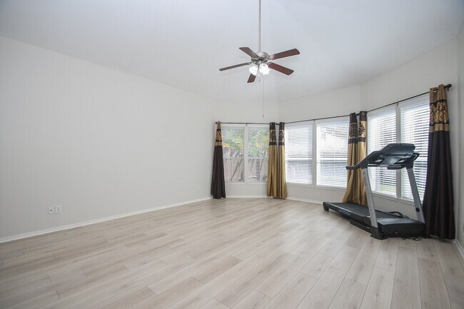 Building Photo - 26719 Wolfs Hill Ln