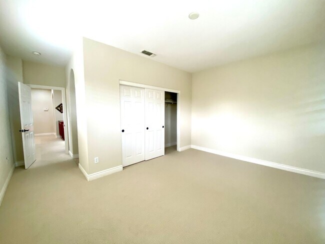 Building Photo - 3603 Fieldview Ct