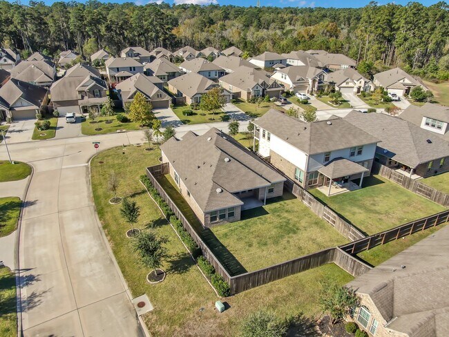 Building Photo - 2372 Old Stone Dr