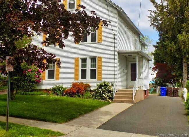 Primary Photo - 128 Lincoln St