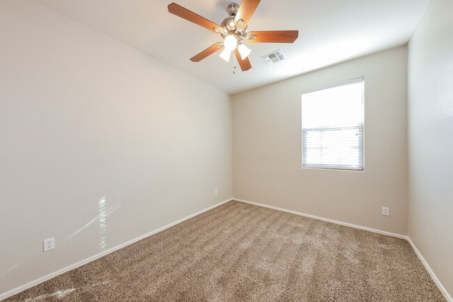 Building Photo - 26934 N 175th Ln