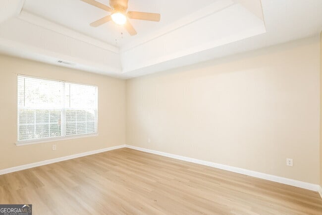 Building Photo - 3482 Creekview Dr