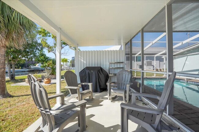 Building Photo - 115 Leland St SE