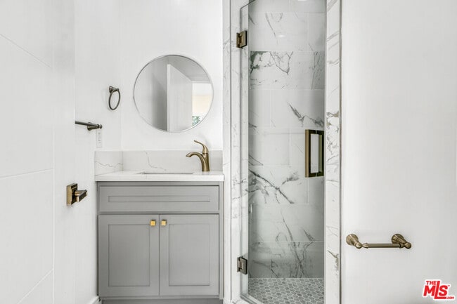 Building Photo - 2057-2054 S Garth Ave