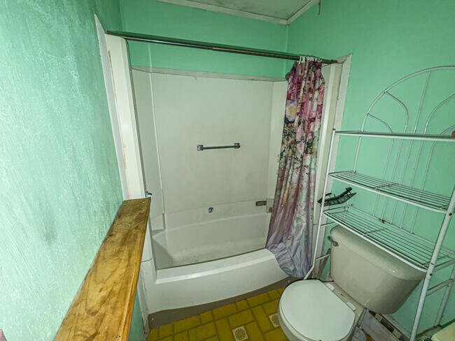 Building Photo - 161 Pentagon Cir