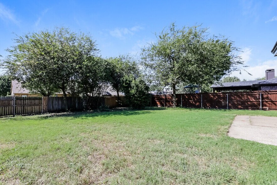 Building Photo - 1224 Nicole Way