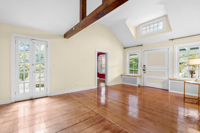 Building Photo - 1 Beech Rd