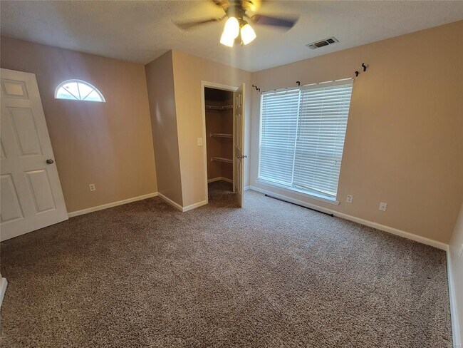 Building Photo - 1210 Mill Village Ln